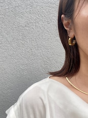solid curve hoop pierce