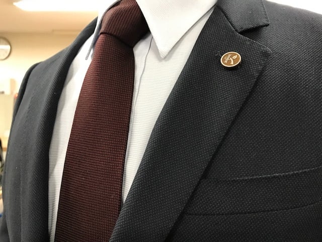 【Kマーク】京阪　マーク　社章　社紋　バッジ　バッチ Kマーク】京阪 マーク 社章 社紋 バッジ バッチ Kマーク】京阪 マーク 社章