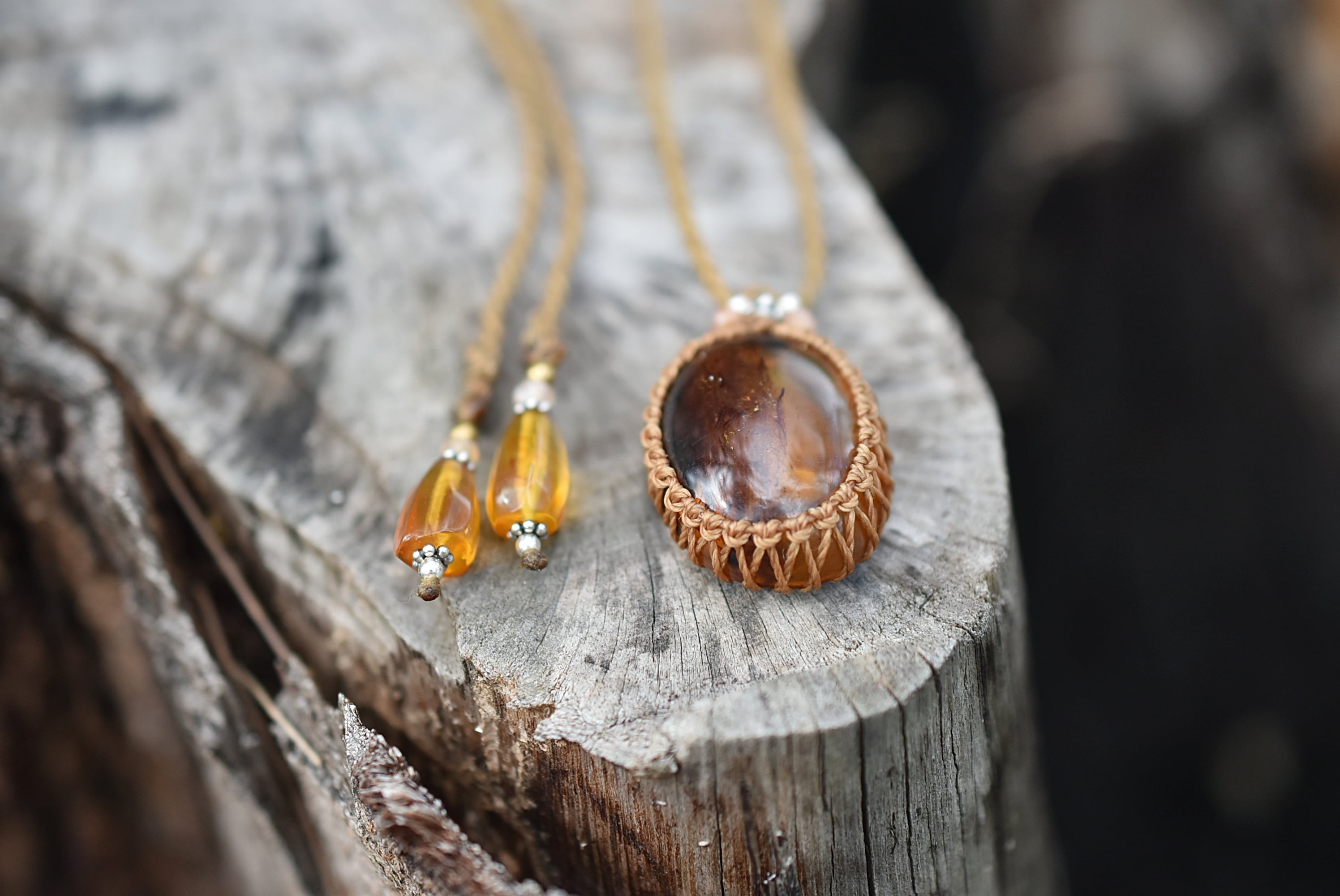 アンバー グラデーション カットデザインネックレス 琥珀 ヴィンテージ グラデーションアンバー ネックレス ネックレス・ペンダント A