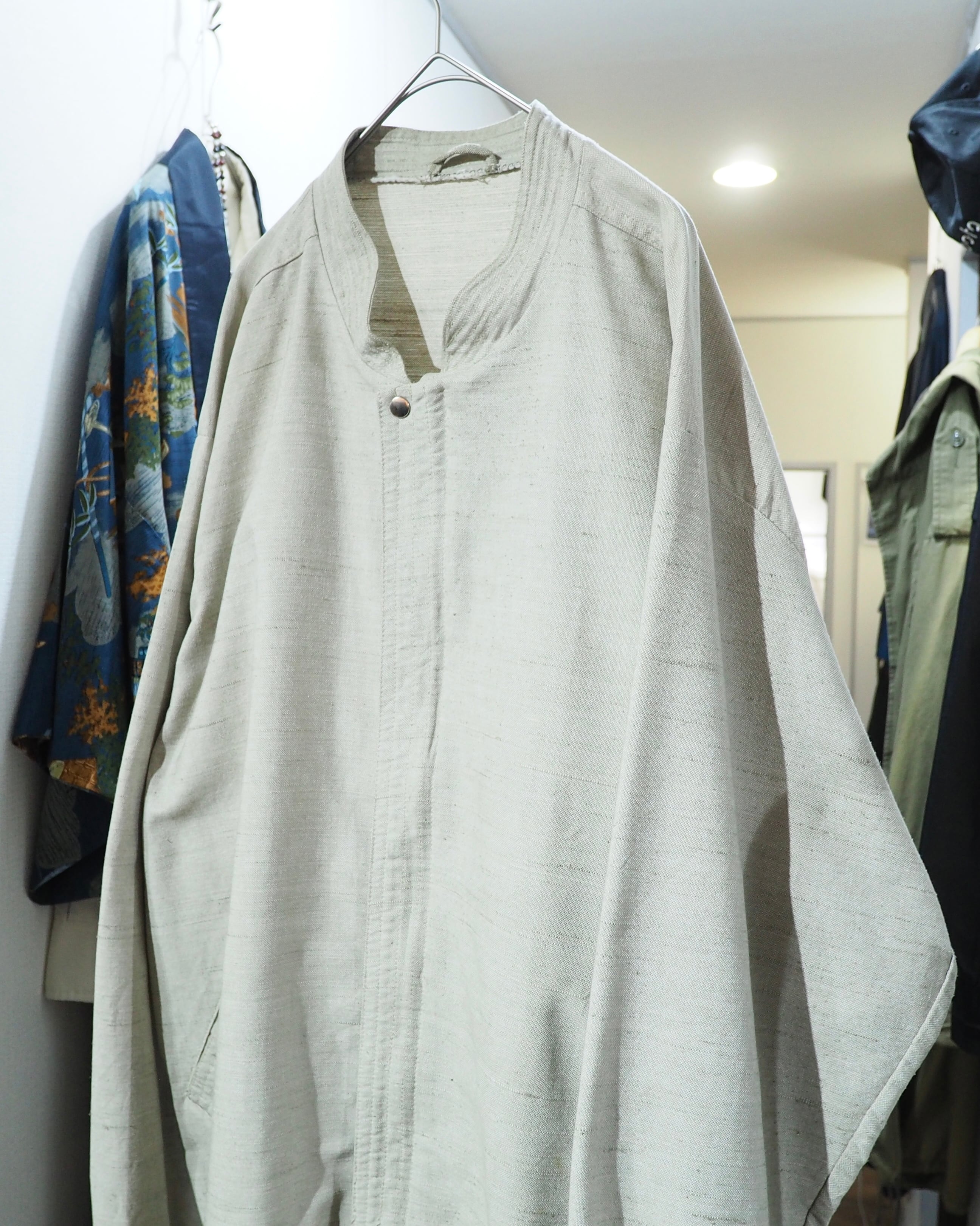 ” 無垢 ” Ecru White Color vintage Over silhouette No collar jacket