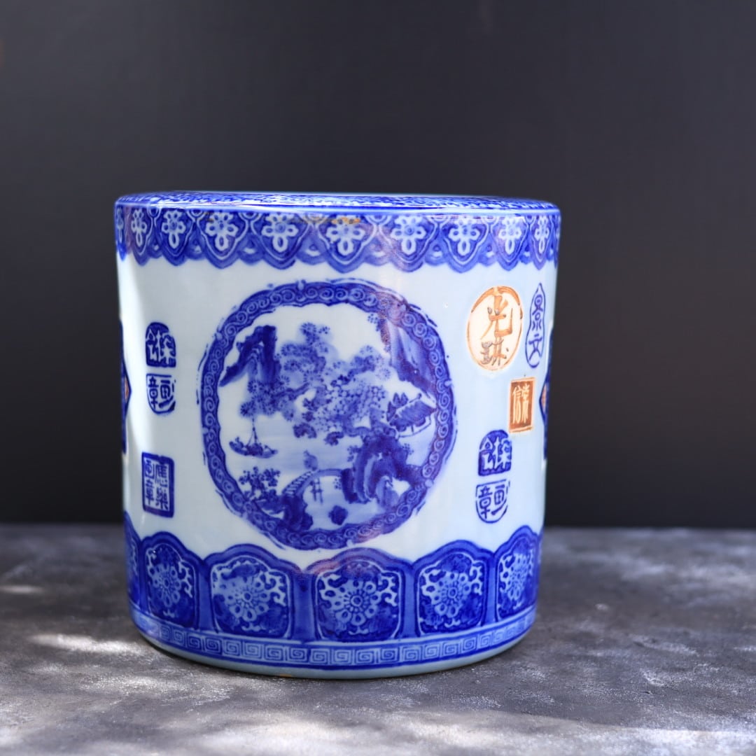 印判地紋菁磁 9寸火鉢 (白梅) | 芦屋貴兆陶家 online shop