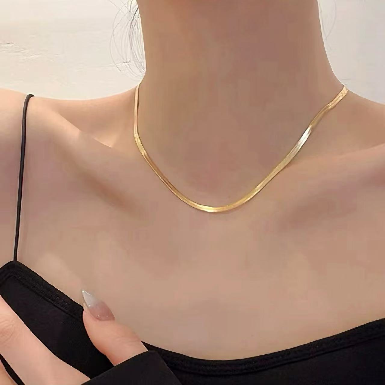 18金蛇骨ネックレス 蛇骨チェーンネックレス18 K金シンプル鎖骨チェーン ネックレス