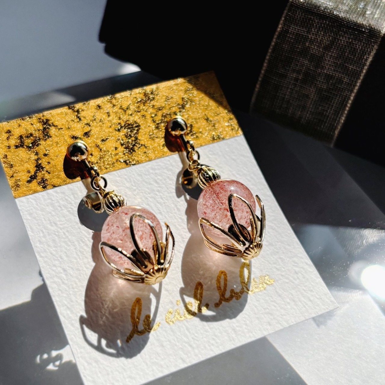 天然石上品アクセサリー　ストロベリークォーツ　ゴールド