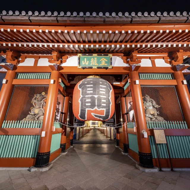浅草寺・雷門の夜景
