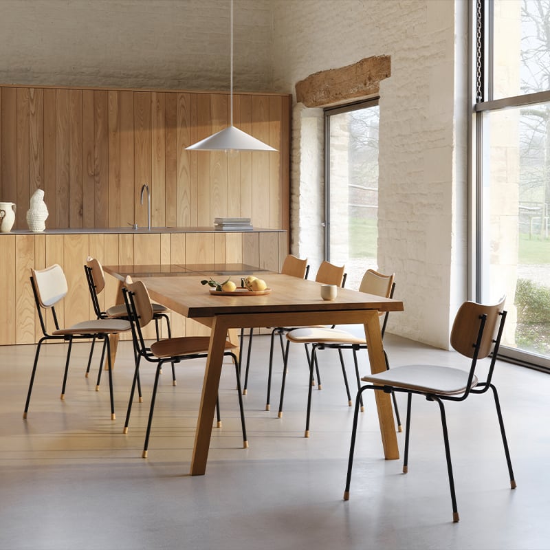 デスコア I, Valiance 3c6c11ad23920e96bc22743d72c235