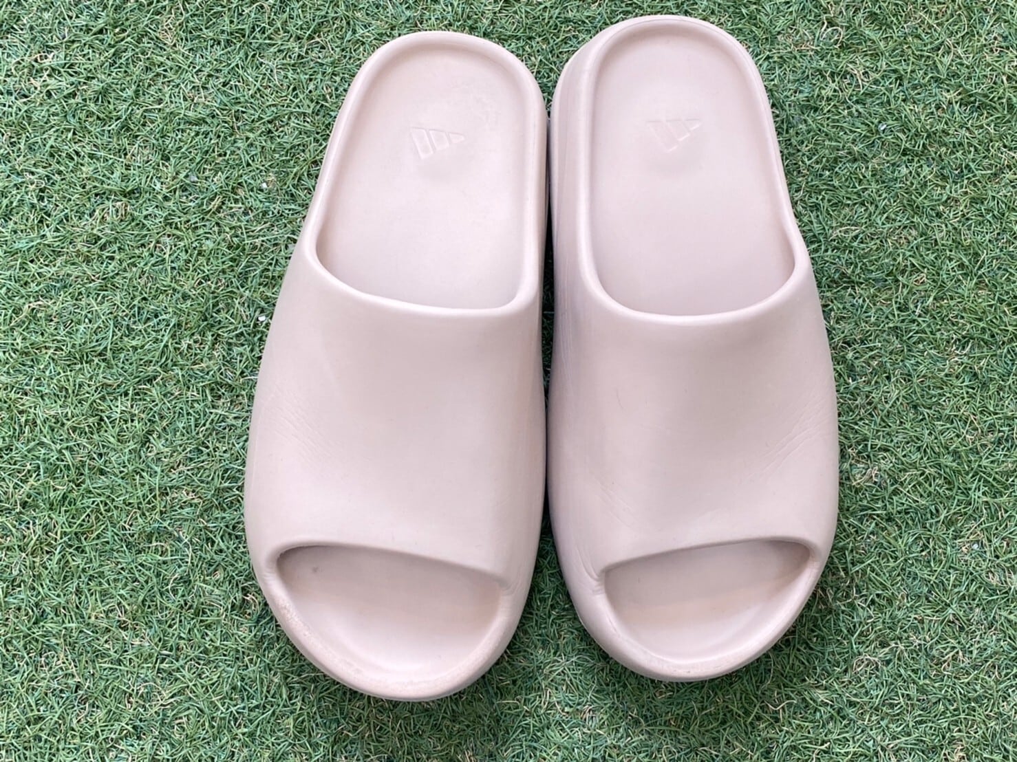 【新品未使用】27.5cm YEEZY SLIDE PURE