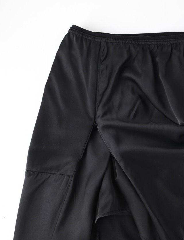 【ulikasanctus】UNBALANCE SILKY SKIRT