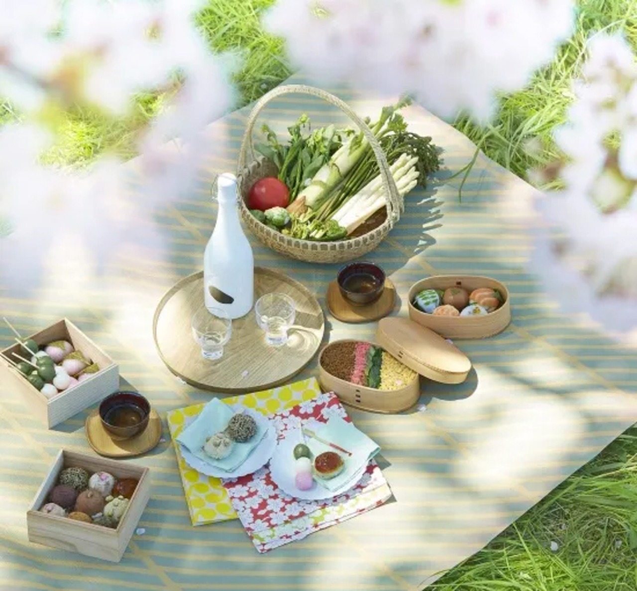 レジャーシート ピクニックラグ フラワーズ ホワイト crep クレプ 山陽製紙 軽量 コンパクト 撥水 防水 日本製 再生紙 遠足 北欧 敷物 おしゃれ レジャー シート Sサイズ ( G0003 )