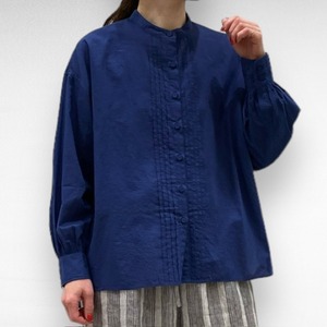 maison de soil HANDWOVEN COTTON / KHADI PLAIN BANDED COLLAR PINTUCK SHIRT