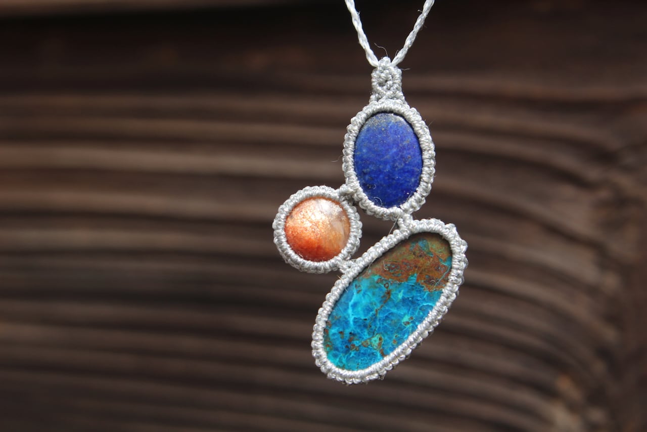 Chrysocolla malachite & Sunstone & Lapis lazuli micro macrame pendant