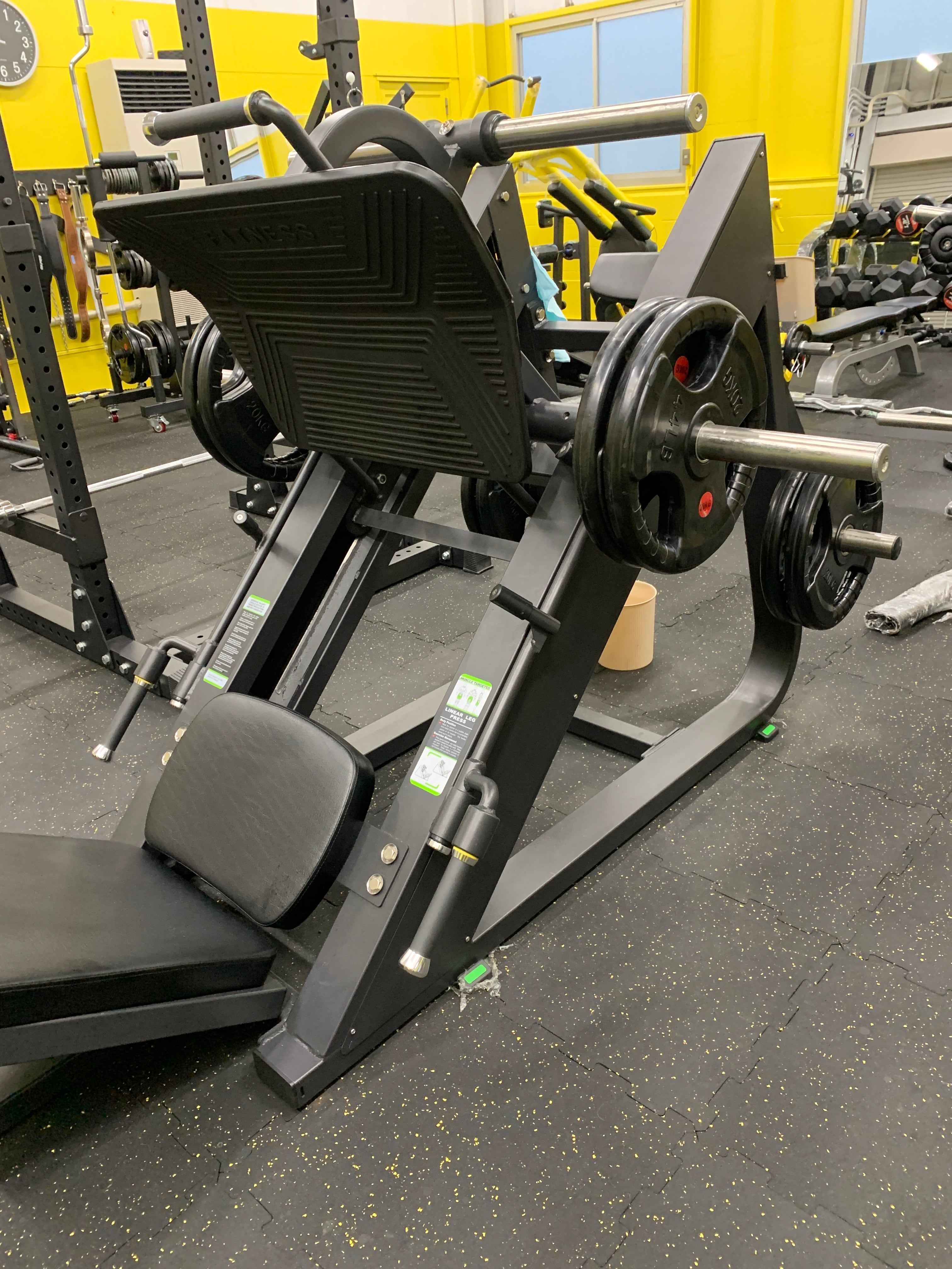 45度レッグプレスを売ります。 2万円引き 45度レッグプレス ベアリングタイプ | 筋トレ倶楽部 by LBGYM