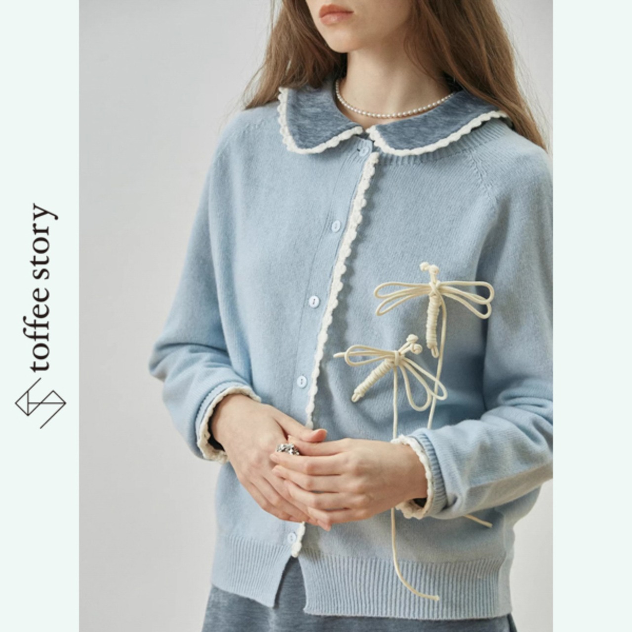 淡い光をまとう青とレース：ドールニットカーディガン《XU0266》