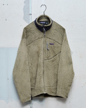 “Patagonia”Regulator R2, polartec high pile fleece jacket / SIZE : L / Made In USA / PISTACCHIO GREEN