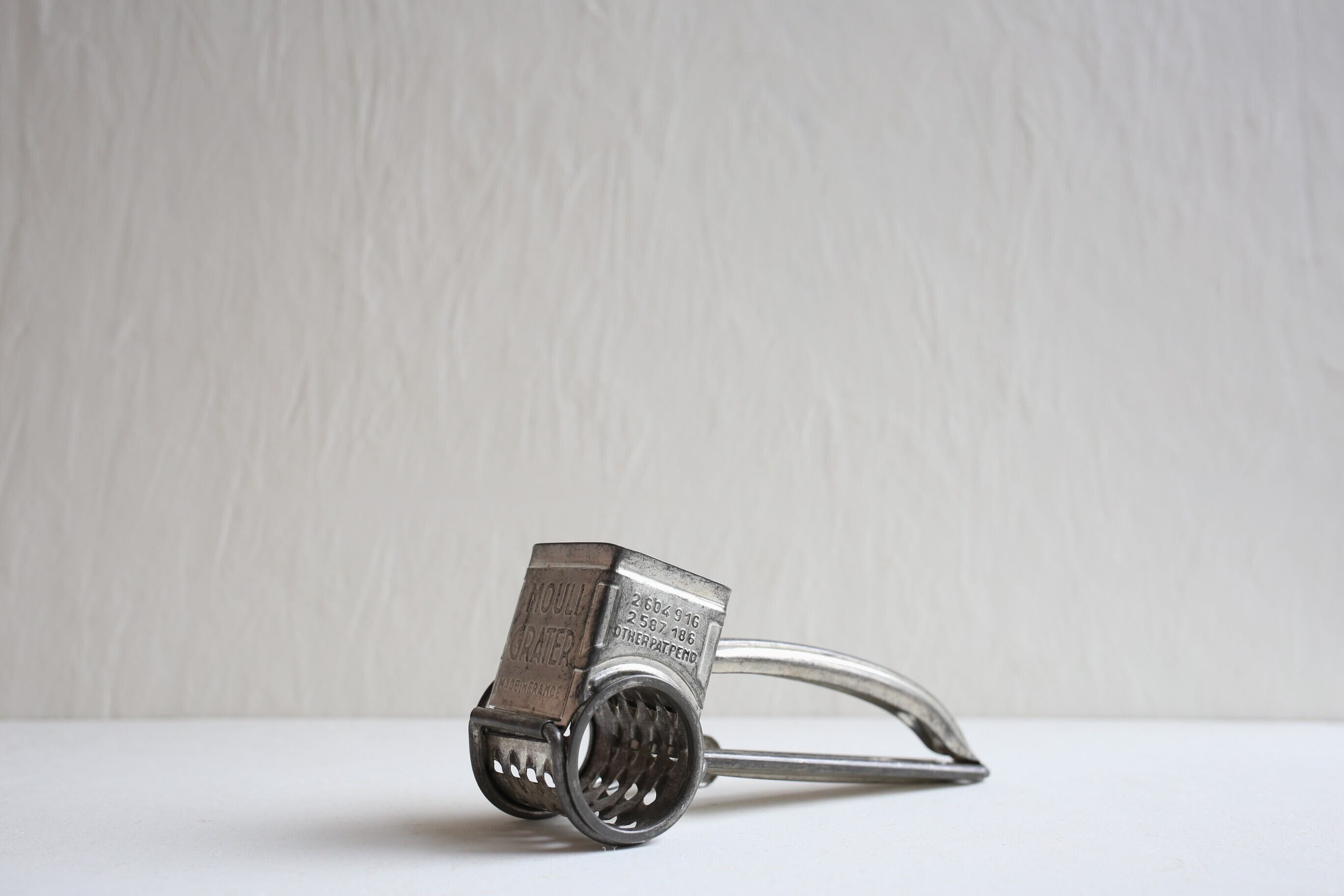 フランス アンティーク ヴィンテージ チーズグレーター チーズおろし