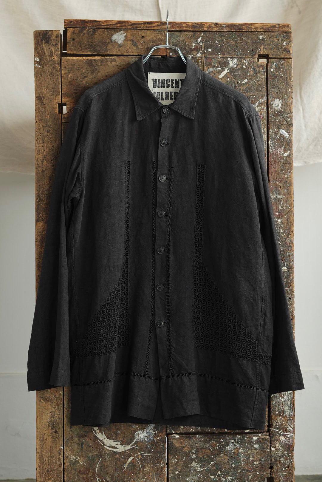 VINCENT JALBERT - VINTAGE FRENCH LINEN EMBROIDERIES SHIRT