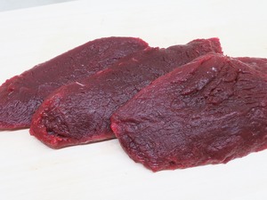 鹿肉　モモ（シンタマ・分割済）　401～450g