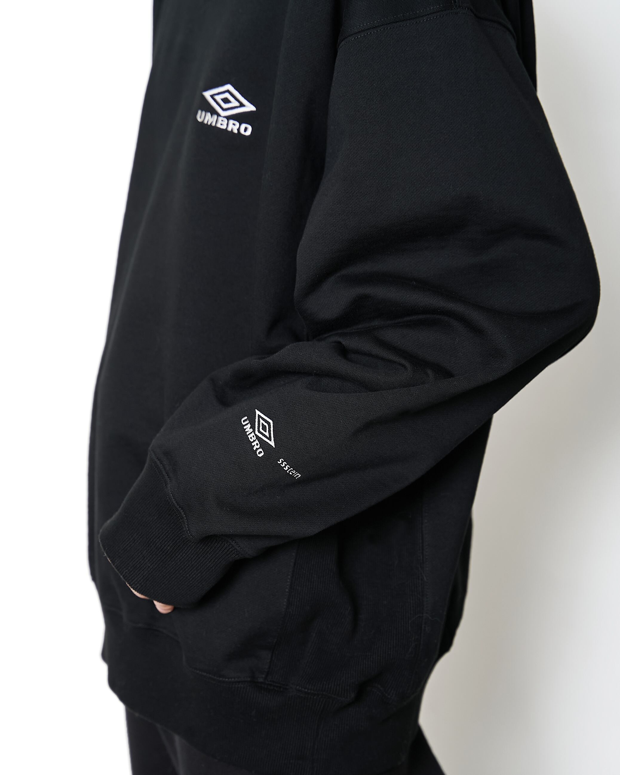 ssstein × UMBRO 