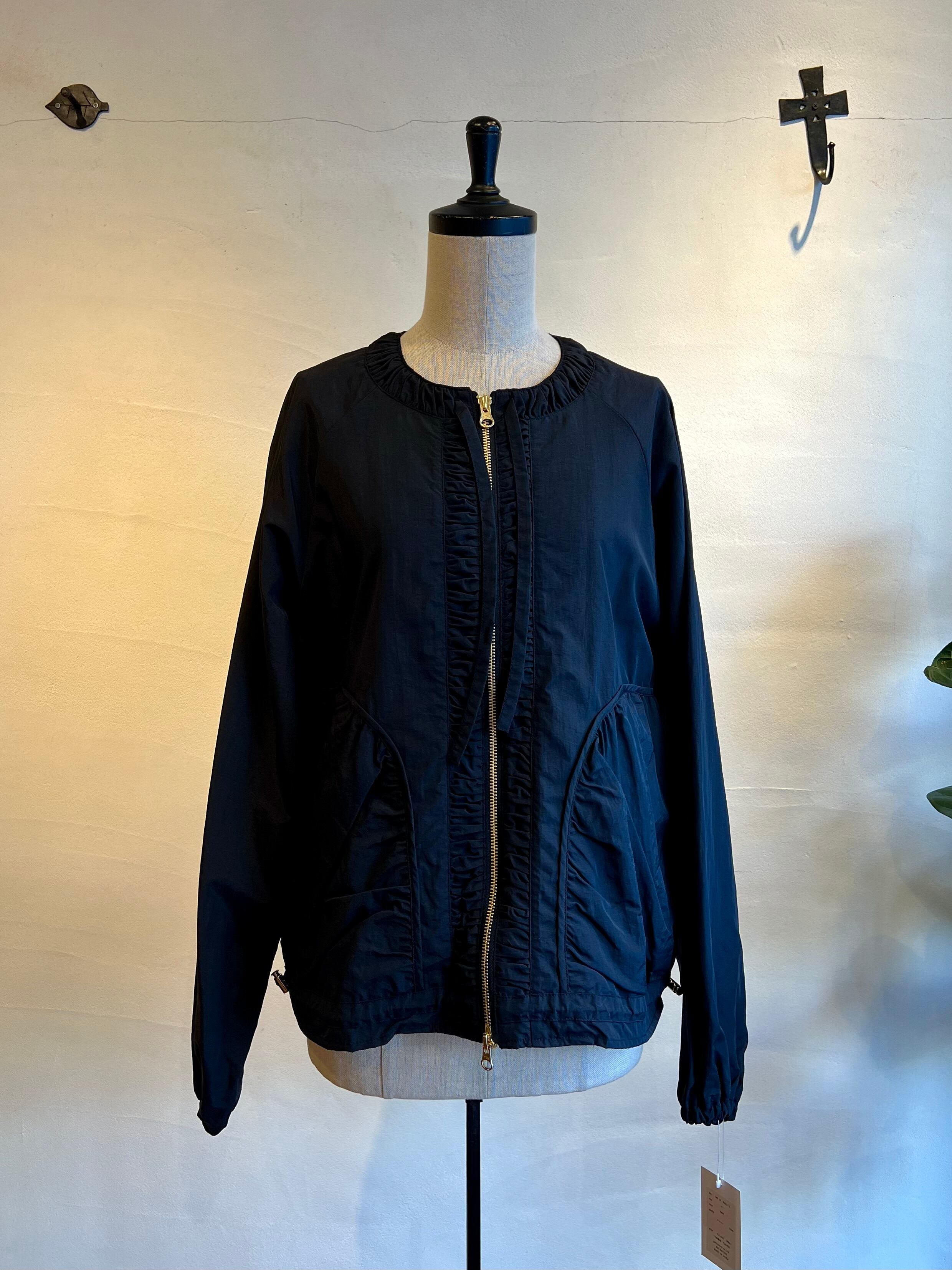 マルゴーヴィンテージ 撥水ナイロンノーカラーブルゾン シャンドゥラローズ MARGAUX VINTAGE / 撥水ナイロンノーカラーブルゾン | anouk