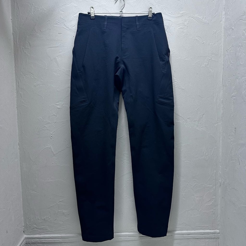 Sacai NIKE ブラック カーゴパンツ XXL DQ9061 楽天市場】【中古】NIKE×sacai Trousers ナイロンパンツ DQ9061