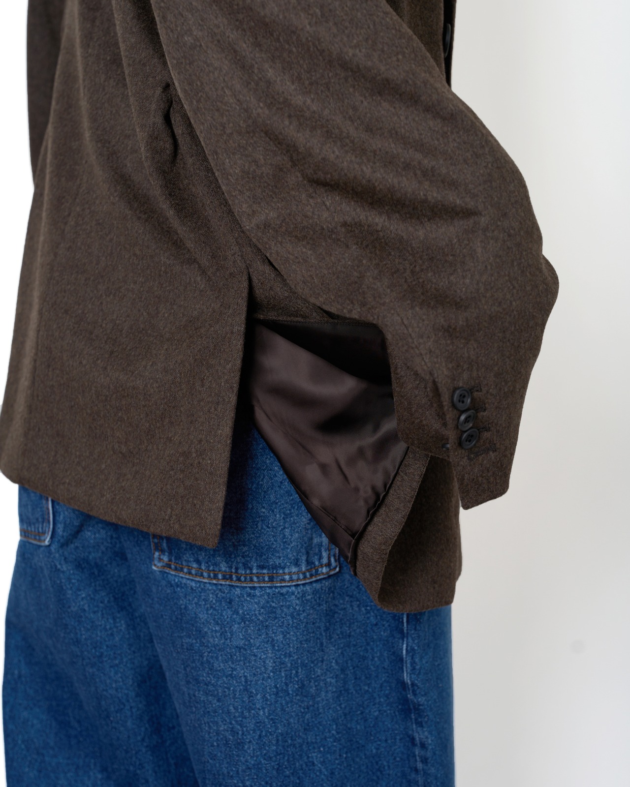 ssstein "DEFORMED SHOULDER DOUBLE BREASTED JACKET〔GREY BROWN〕"