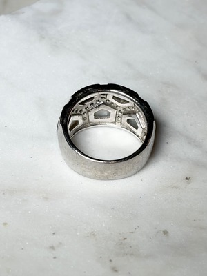vintage silver shell & paste ring