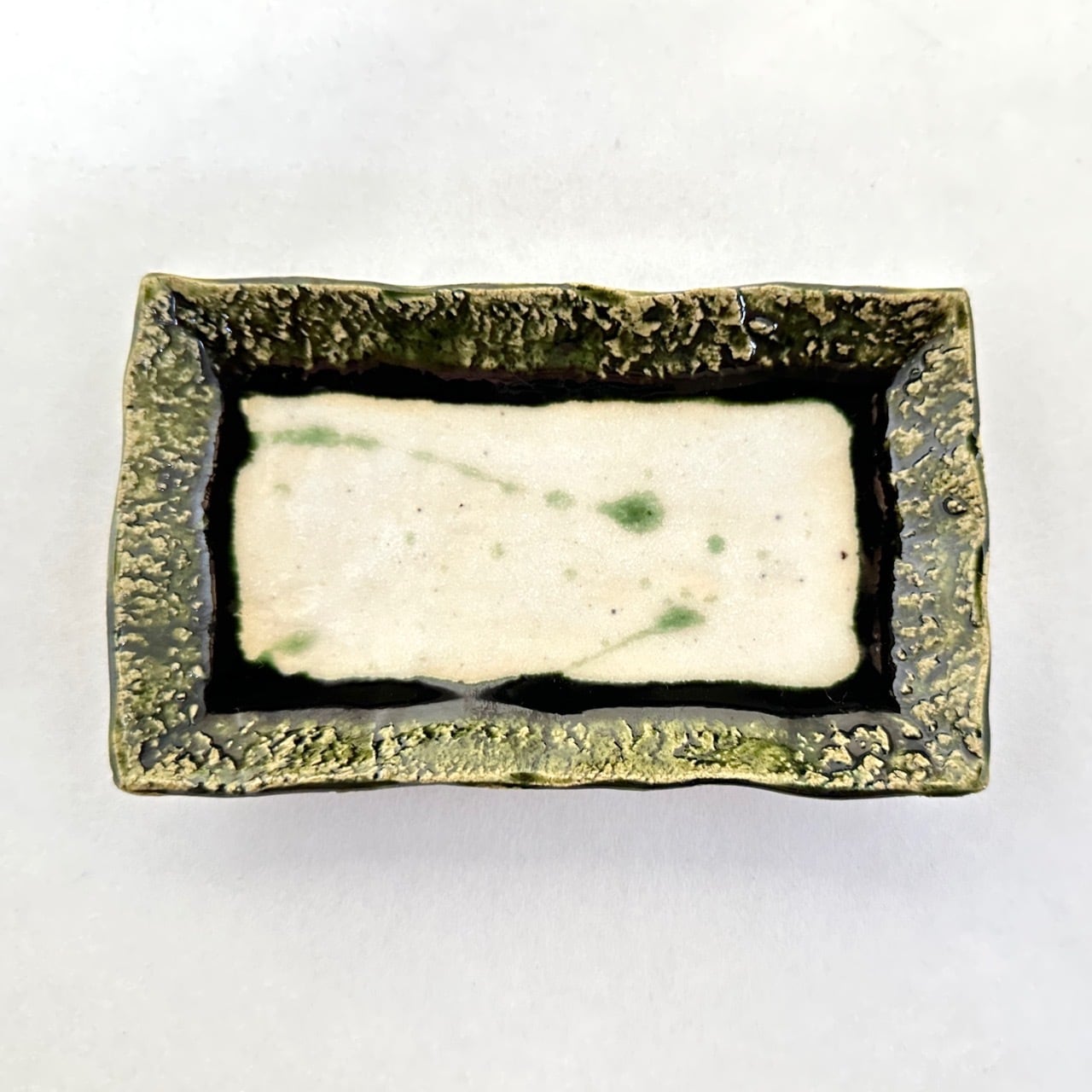 織部、瑠璃 | うつわや はんのき