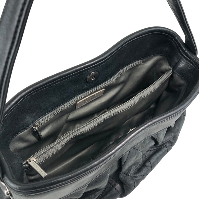 CHANEL シャネル ショルダーバッグ ブラック ロゴ レザー マトラッセ セミショルダーバッグ vintage ヴィンテージ オールド mwt523