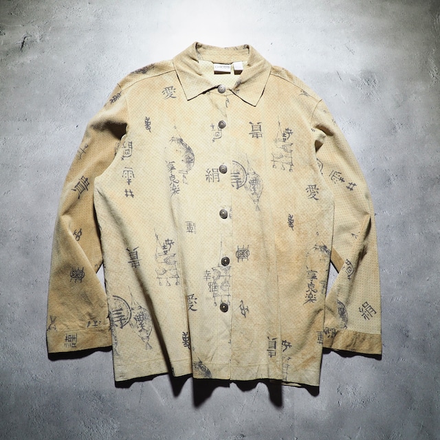 1990s ” CHICO'S ” ” Kanji ” printed vintage suède leather shirt