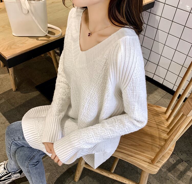 トップス レディース セーター Vネック ニット スリット 3色 ゆる 体型カバー 長袖 無地 春 秋 冬 上品 送料無料 チュニック 大人可愛い 可愛い かわいい お洒落 おしゃれ 大人女子 無地 楽 コーデ ファッション トレンド レディース あったか 韓国 美女 10代 20代 30代 40代 クール かっこいい リラックス 暖かい セクシー シンプル 旅行 主役級 定番 流行 エレガント キュート ガーリー きれいめ 綺麗 きれい系