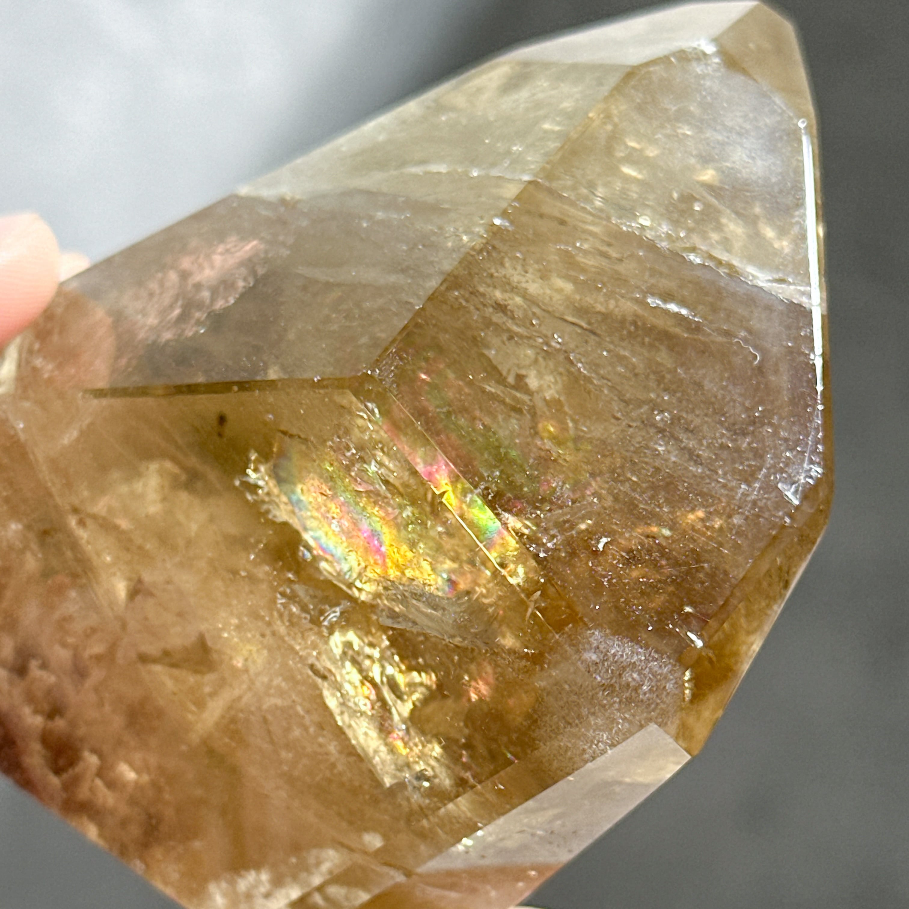 虹◎シトリン（黄水晶） フリーフォーム25◇ Citrine ◇ 天然石・鉱物