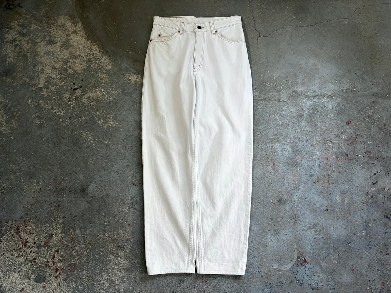 90s Levi's 560 LOOSE FIT TAPERED LEG White denim pants MADE IN USA
