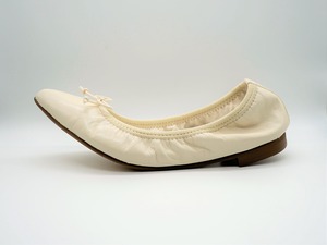 Pointed / Ivory（100I）