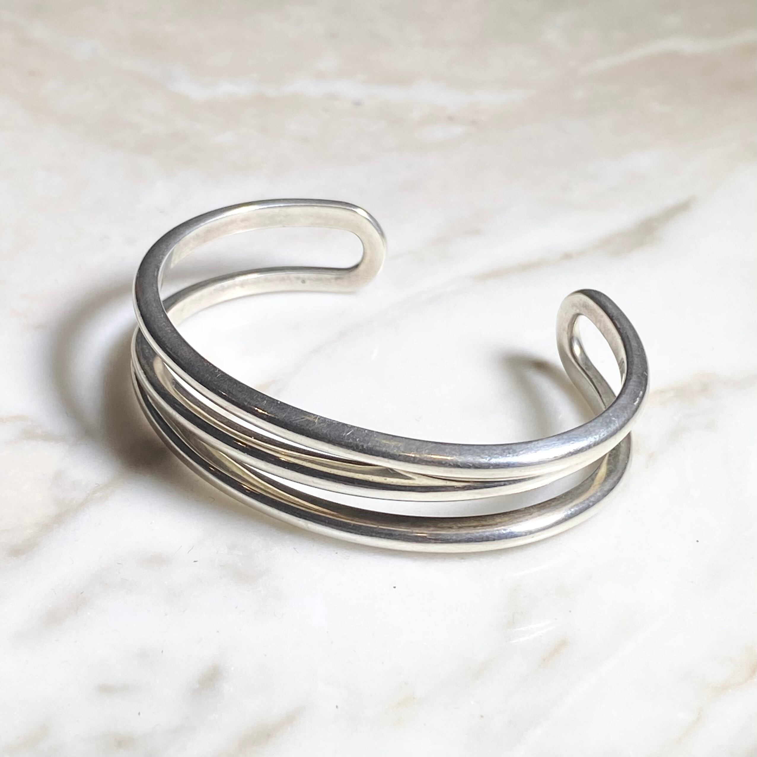 vintage TIFFANY silver “open diagonal” cuff bangle | NOIR ONLINE