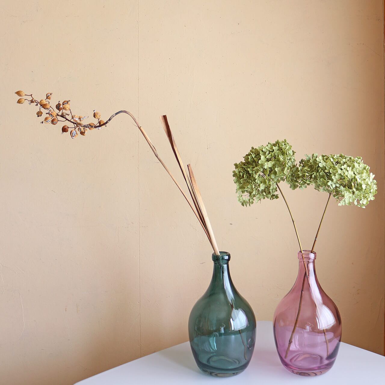 80'池坊花器 レトロ ヴィンテージ紫色のガラス花瓶 フラワーベース 美品 80'池坊花器 レトロ ヴィンテージ紫色のガラス花瓶 フラワー