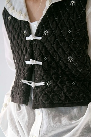 Quilting flower beads vest BROWN