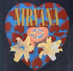 ＼椎菜 たむ さん着用♡／ 13367 NIRVANA ニルヴァーナ ハートシェイプトボックスTシャツ XL