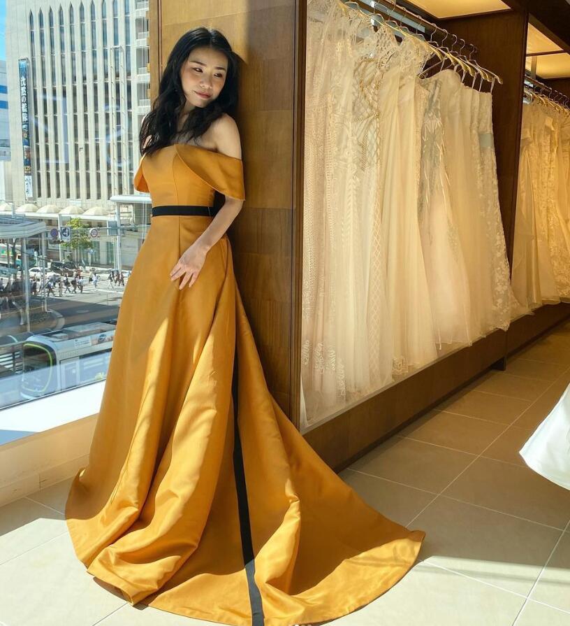カラードレス イエロー オフショル サッシュベルト フランス風 憧れの  