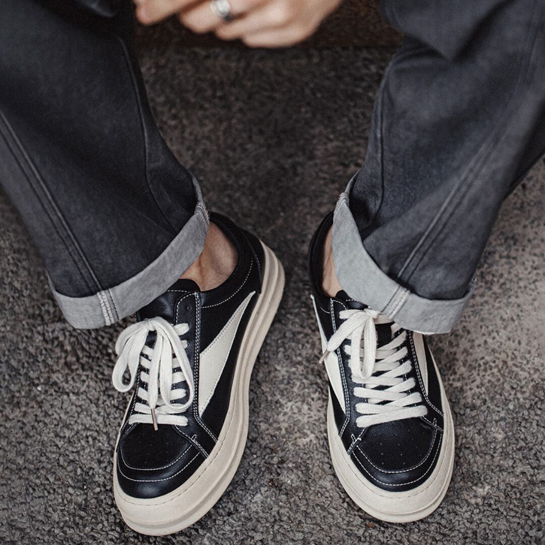 レザースニーカー V字デザイン厚底ローカットシューズ A18792