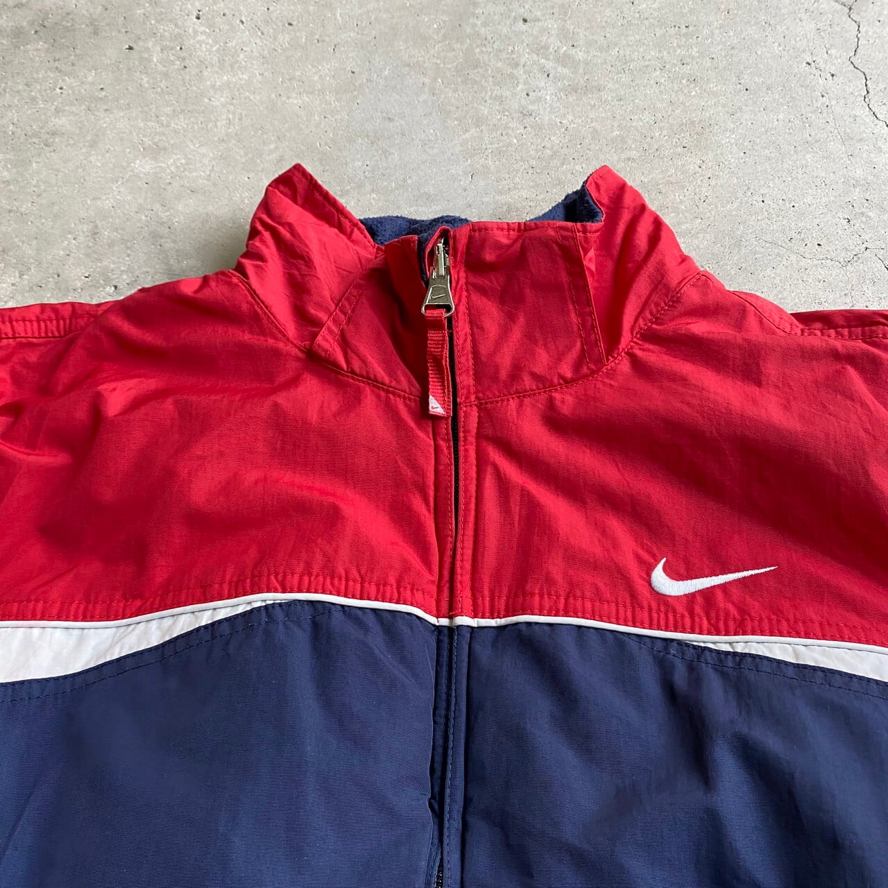 NIKE ナイキ スウォッシュロゴ刺繍 切替 リバーシブル フリース NIKE ナイキ スウォッシュロゴ刺繍 切替 リバーシブル フリース