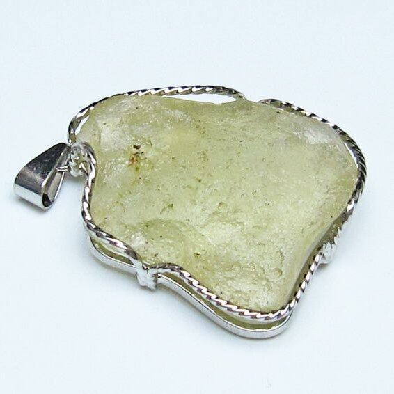 リビアングラス ペンダント 一点物 112-13910