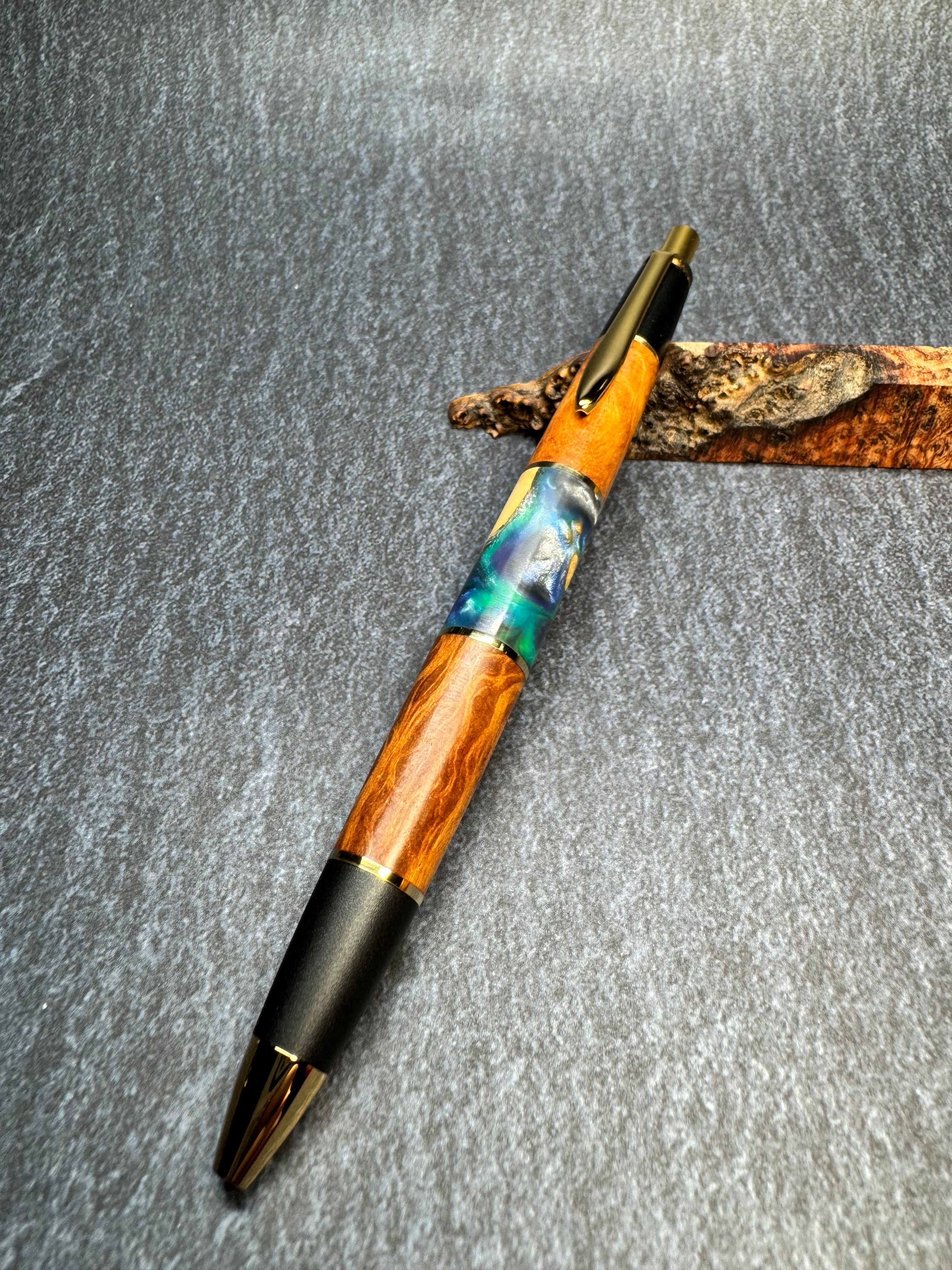 ゴールデンローズウッド(極上)グロテスク | あけぼの工房