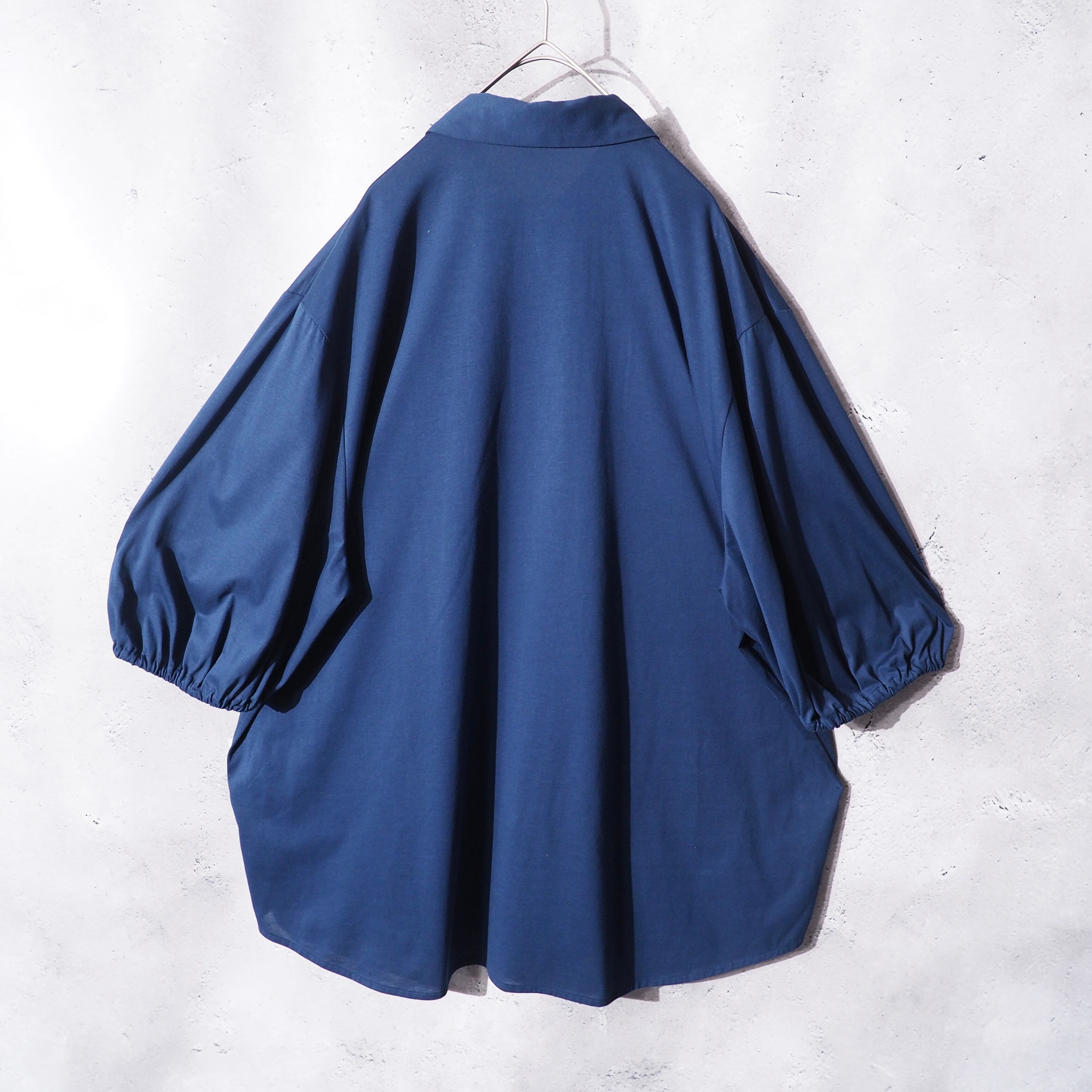 " Paul Smith " Beautiful Midnight Blue color Balloon Silhouette shirt