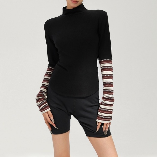 ドッキングハイネックストレッチニットＴシャツ［S-L］