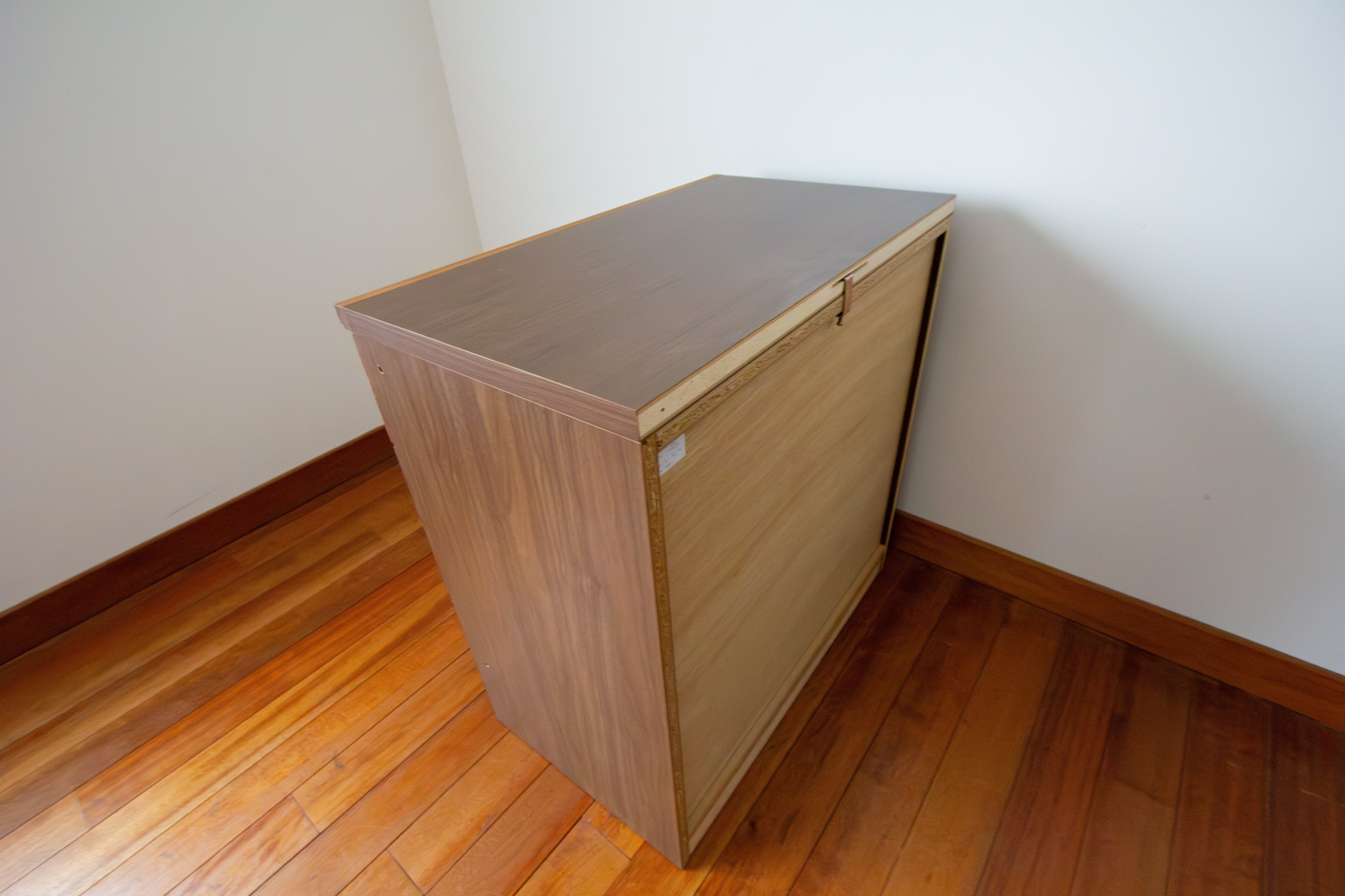 無垢材キッチンボードとお気に入りのキッチンへ。」 ウォールナット色