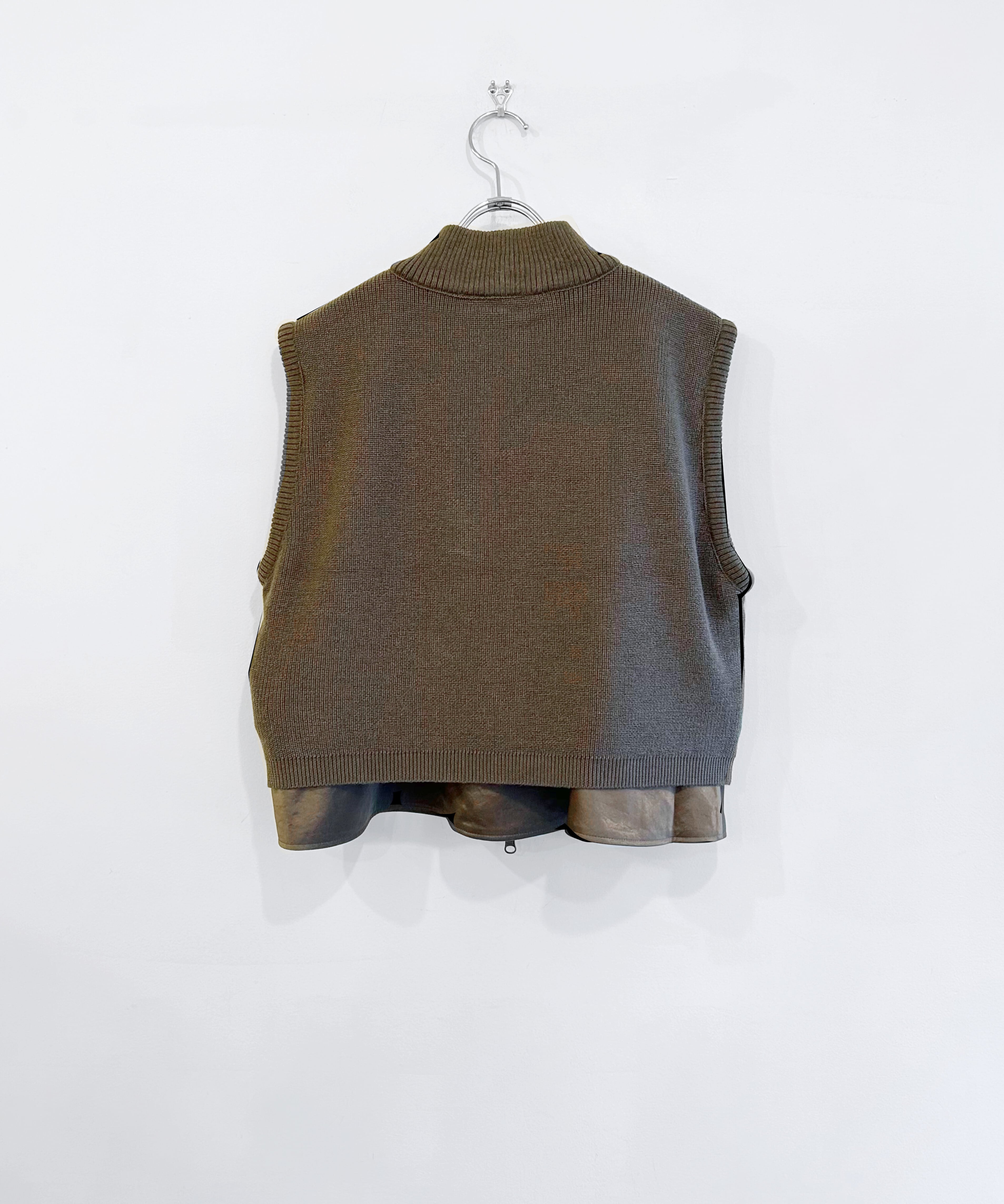 TAN / TAN25FW-1 REVERSIBLE KNIT&SATIN VEST (KHAKI) | AfterSchool