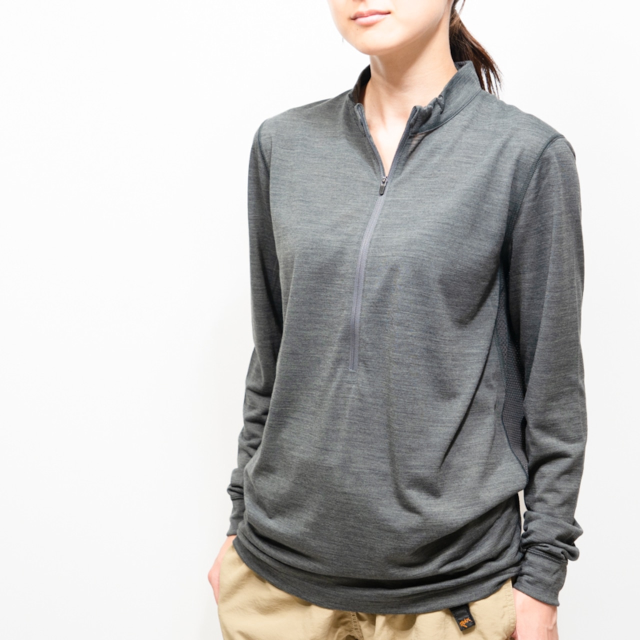 バックメッシュ・速乾メリノウール・ジップアップ・ロングスリーブシャツ(登山用ベースレイヤー 長袖ジップアップ)