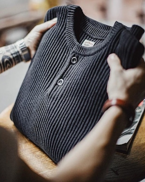 Heavyweight Henley Collar Sweater  K0215