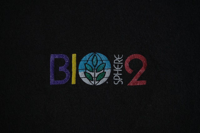 Utah/90's "Biosphere 2" print sweat