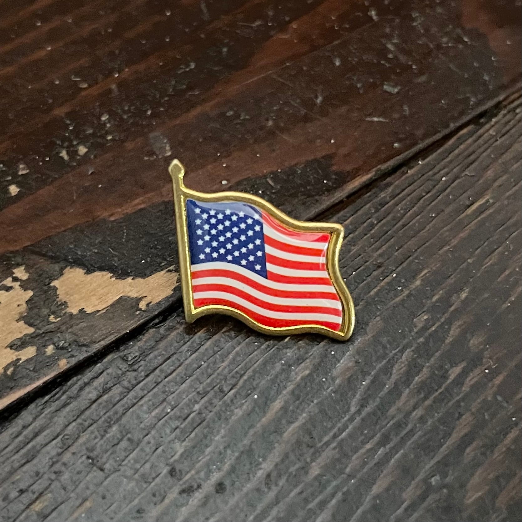 【Good】America Flag ピンバッジ