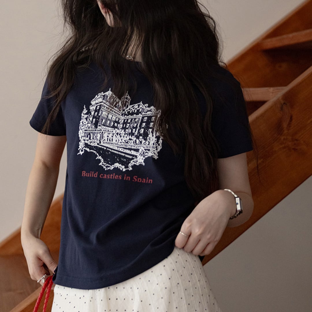 graphic crew neck tshirt